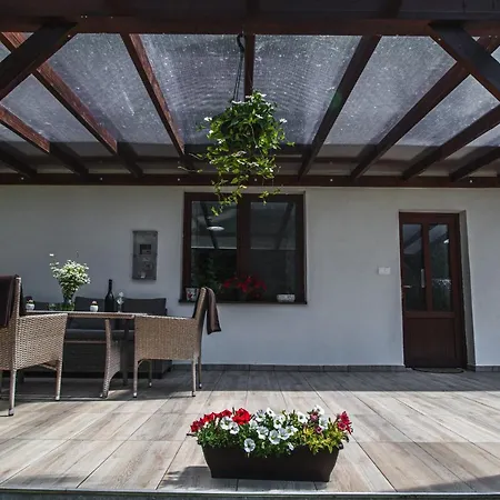 Apartament Erdohangja Vendeghaz *