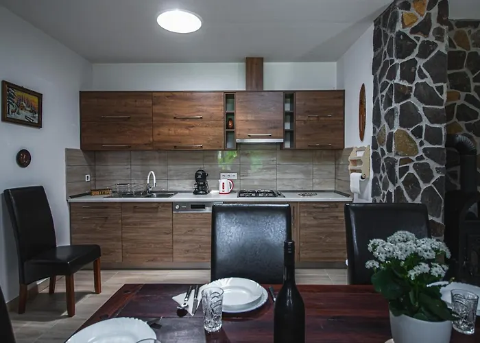 Erdőhangja Apartamento